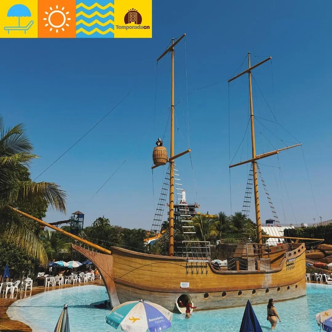 Aparthotel Piazza Com Acesso Ao Acqua Park - Temporadacn Caldas Novas